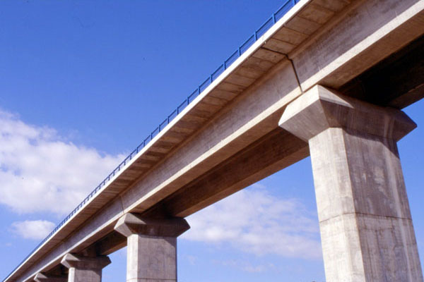 Viaducts over Jarama river for Madrid–Barcelona high-speed rail line (Spain) 