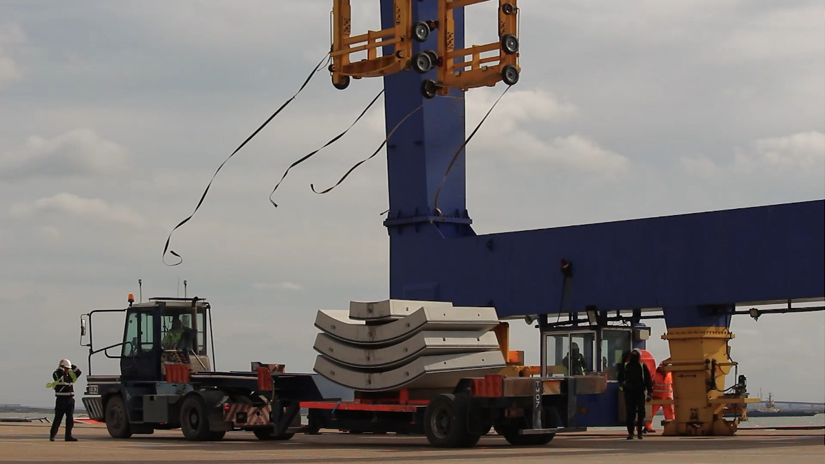 transporte dovelas al puerto