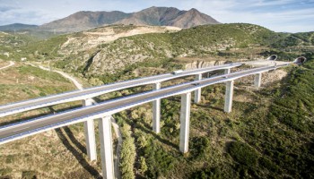 Puentes hiperestáticos